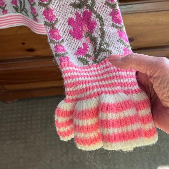 So Me Pink and Green Knit Sweater Size Large NWT - Picture 4 of 10